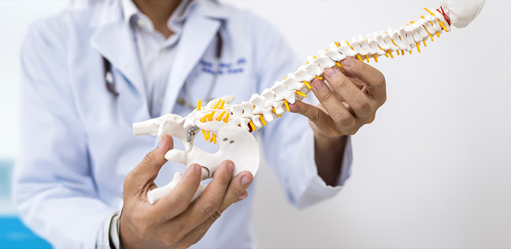 Recognizing and Treating the Symptoms of Spinal Stenosis